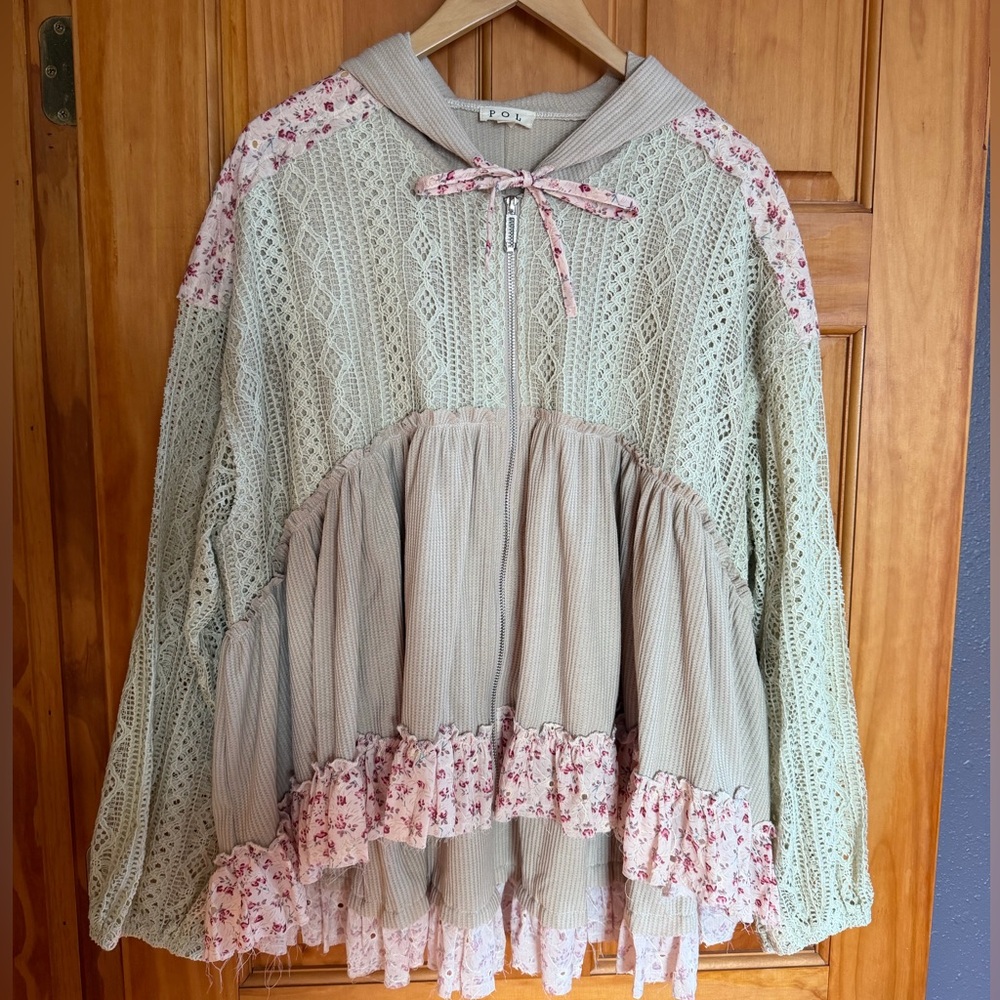 POL Lace Knit Tunic Style Top with Pink Floral Tie ~ Large